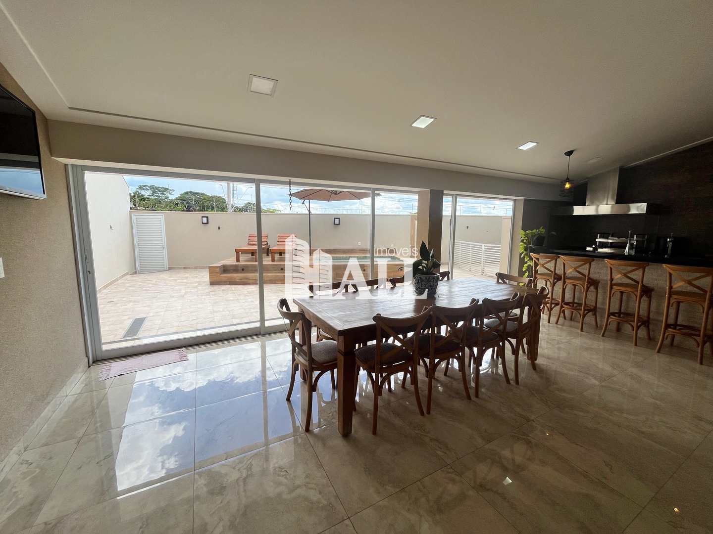 Casa de Condomínio à venda com 4 quartos, 300m² - Foto 32