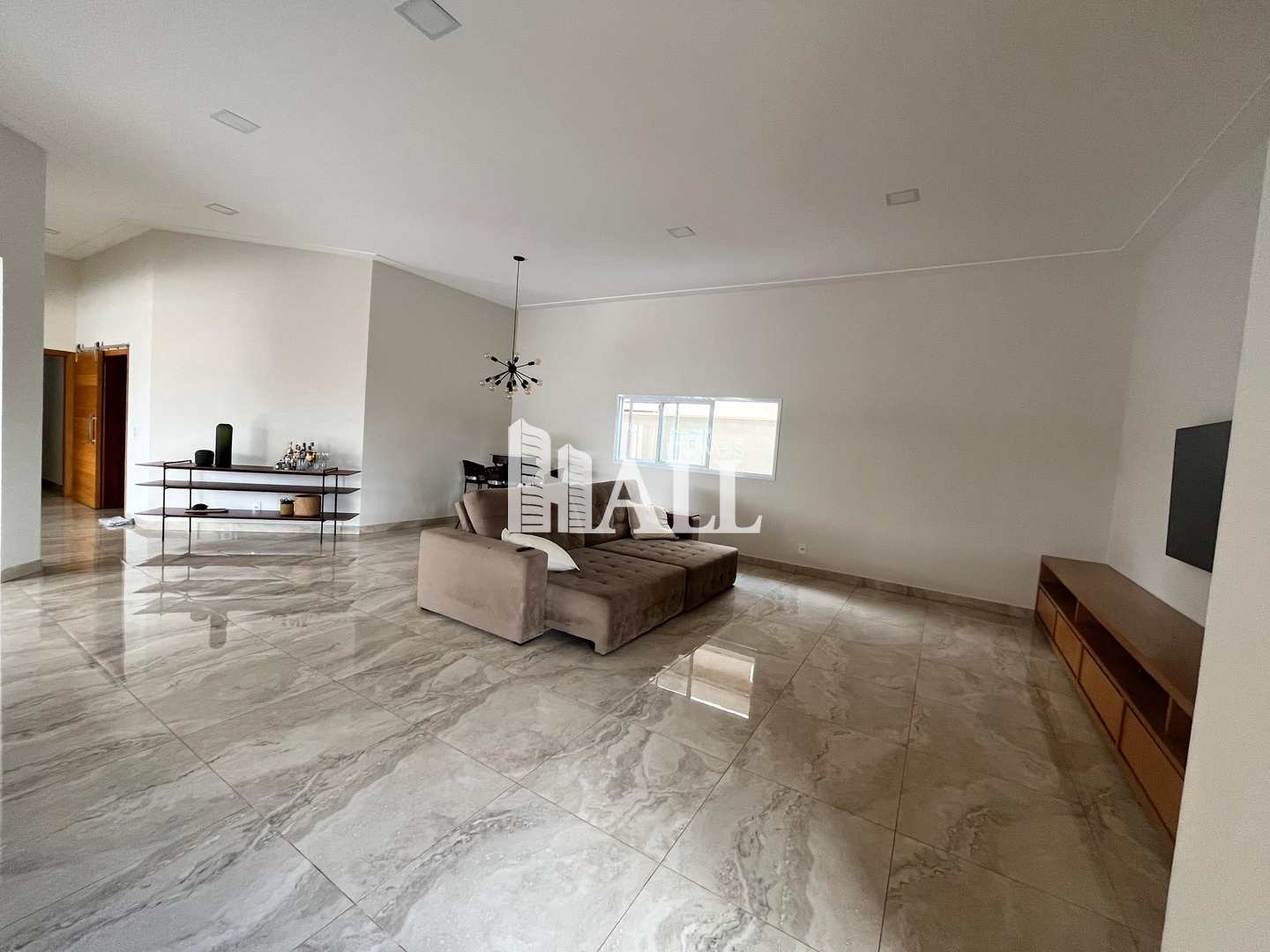 Casa de Condomínio à venda com 4 quartos, 300m² - Foto 3