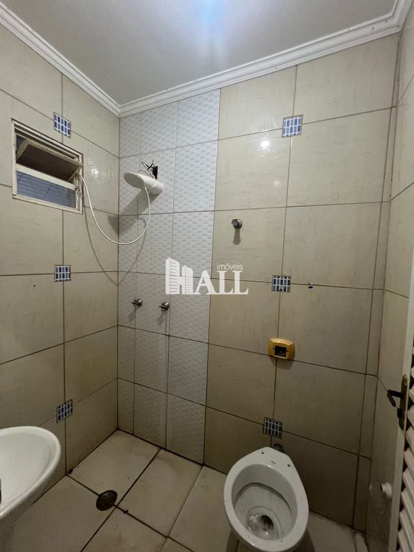 Casa à venda com 4 quartos, 200m² - Foto 22