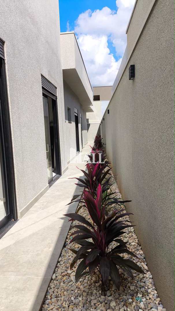 Casa de Condomínio à venda com 4 quartos, 285m² - Foto 18