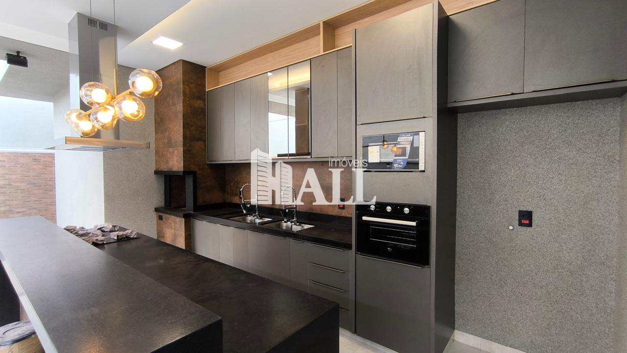 Casa de Condomínio à venda com 4 quartos, 285m² - Foto 3