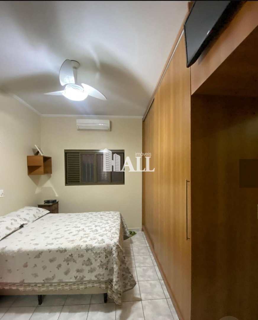 Casa à venda com 3 quartos, 132m² - Foto 14