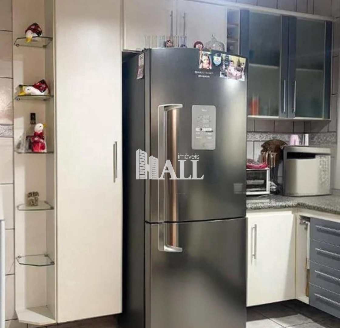 Casa à venda com 3 quartos, 132m² - Foto 8