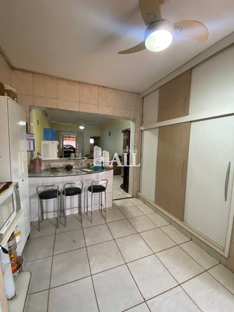Casa à venda com 3 quartos, 476m² - Foto 14