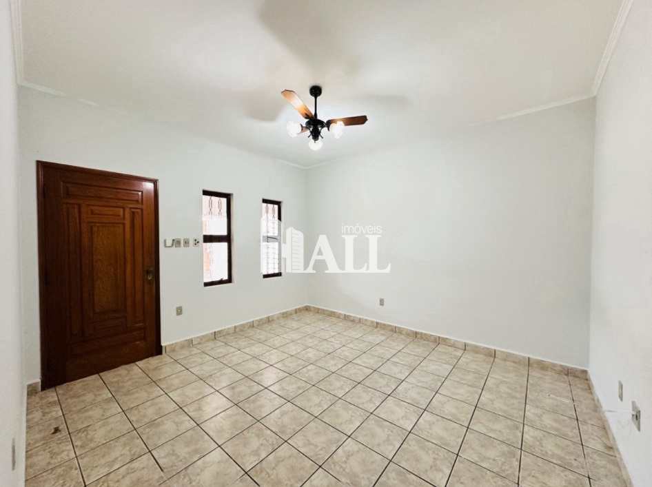 Casa à venda com 3 quartos, 141m² - Foto 4