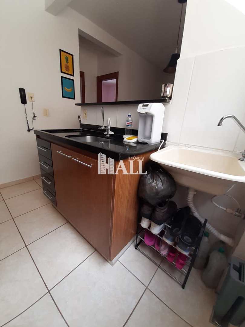 Apartamento à venda com 2 quartos, 42m² - Foto 2