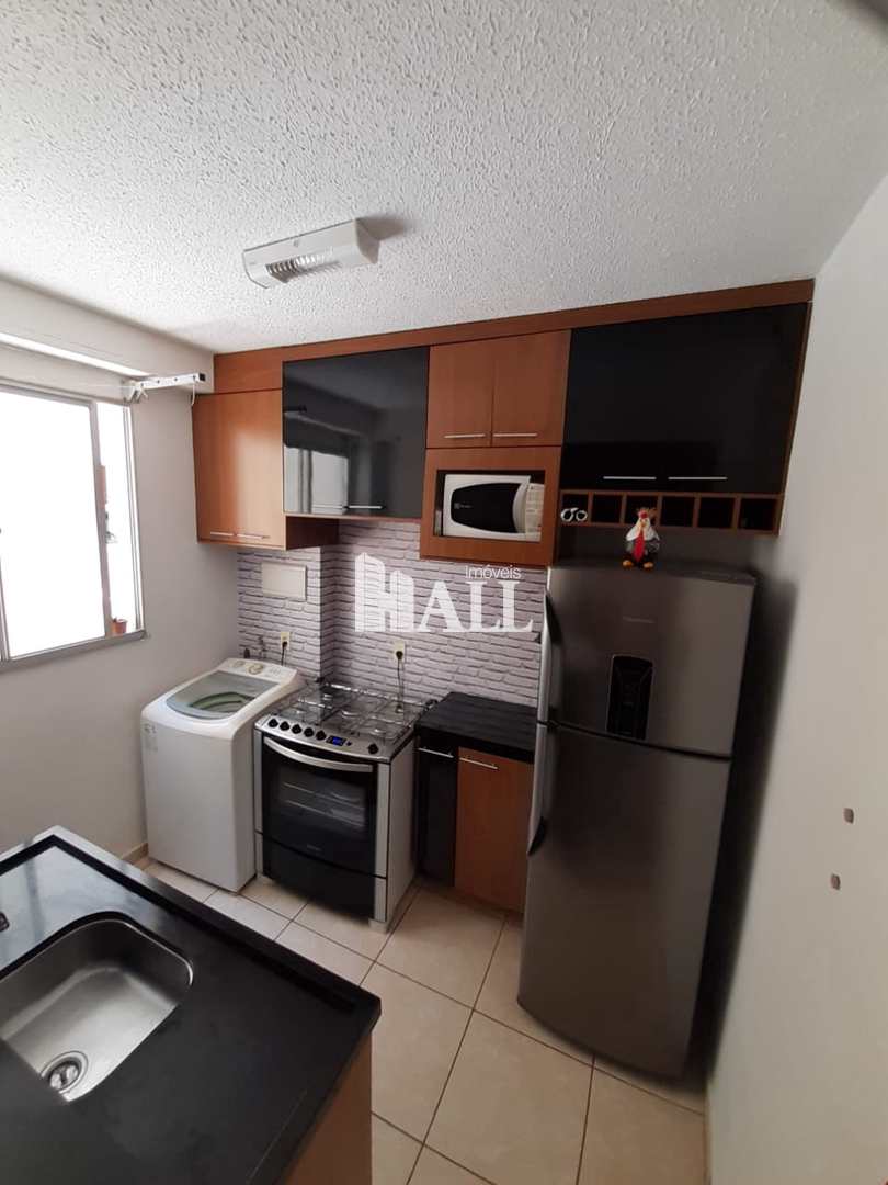 Apartamento à venda com 2 quartos, 42m² - Foto 4