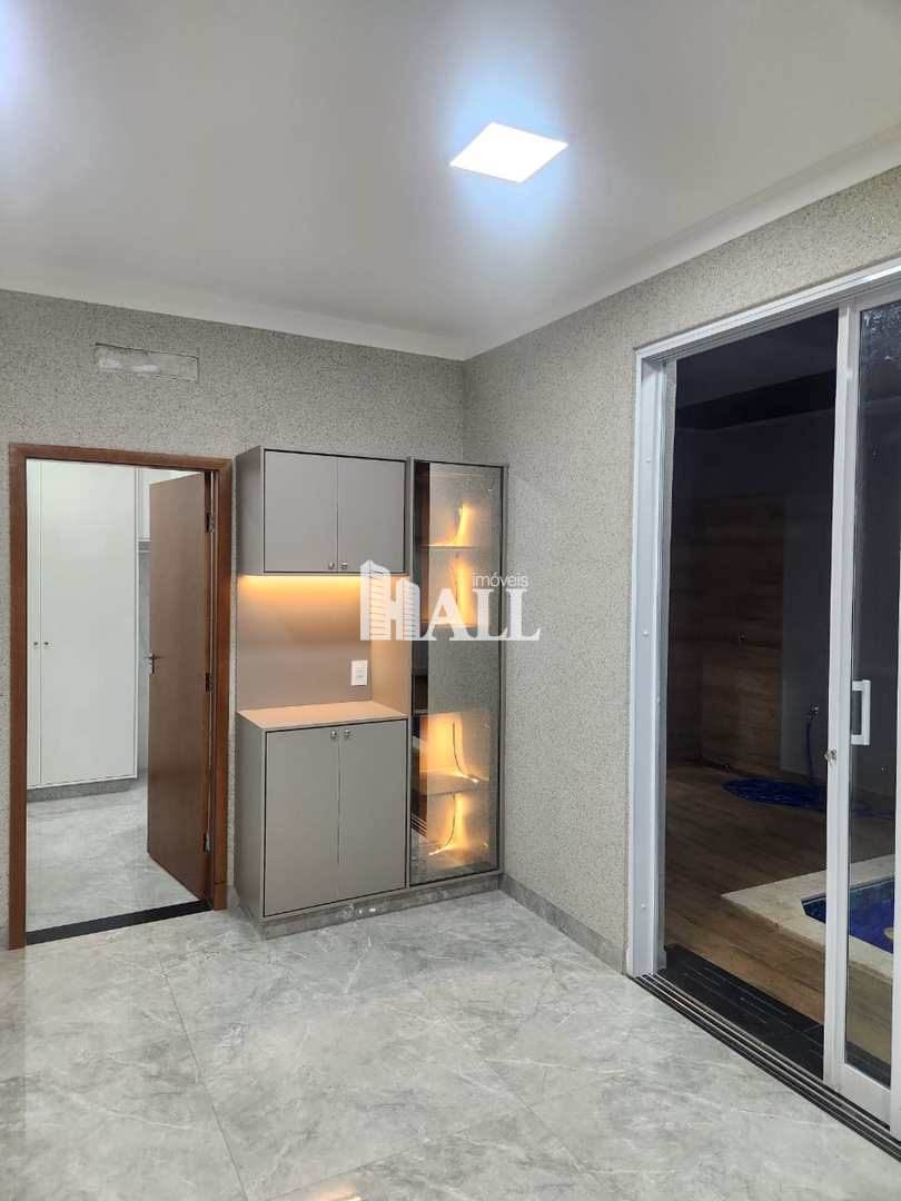 Casa com 3 quartos à venda, 205m² — foto 4 de 88