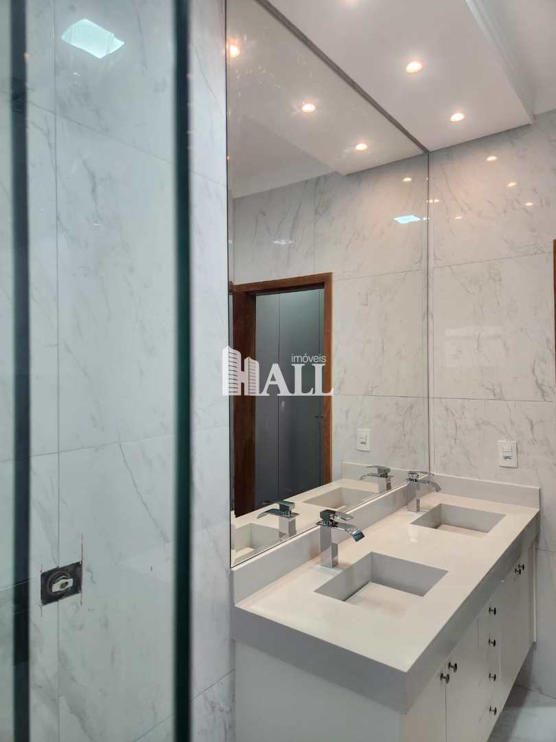Casa com 3 quartos à venda, 205m² — foto 65 de 88