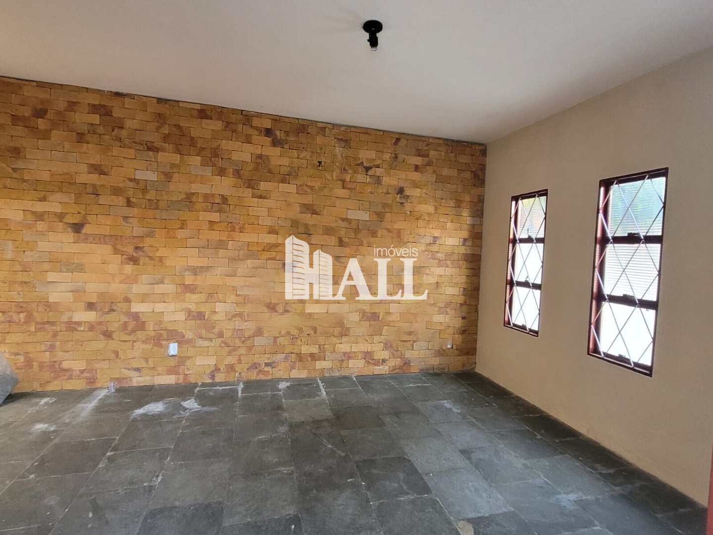 Casa à venda com 3 quartos, 160m² - Foto 2