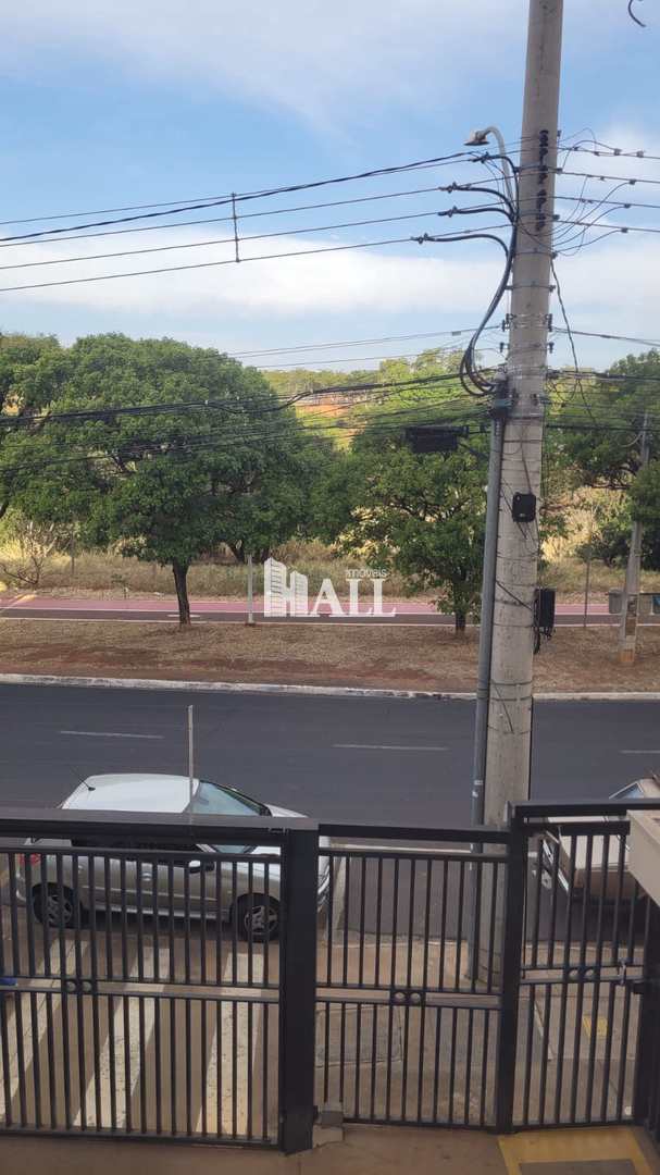 Apartamento à venda com 3 quartos, 139m² - Foto 2