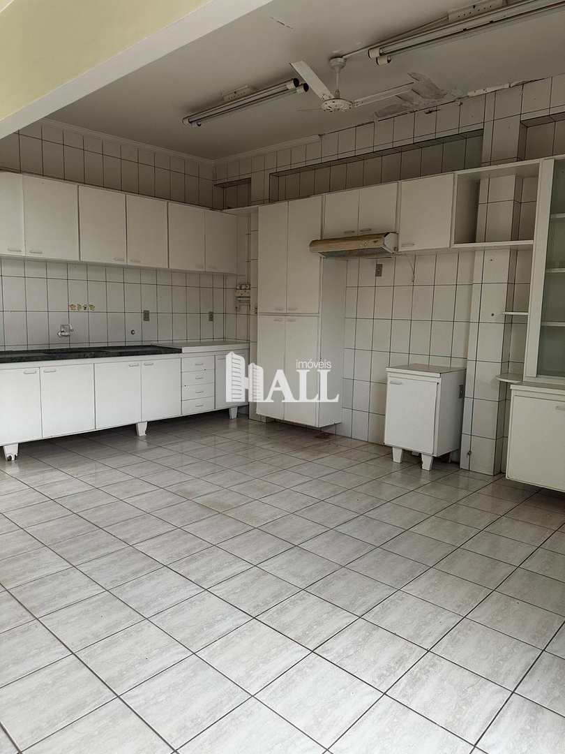 Casa à venda com 4 quartos, 360m² - Foto 3