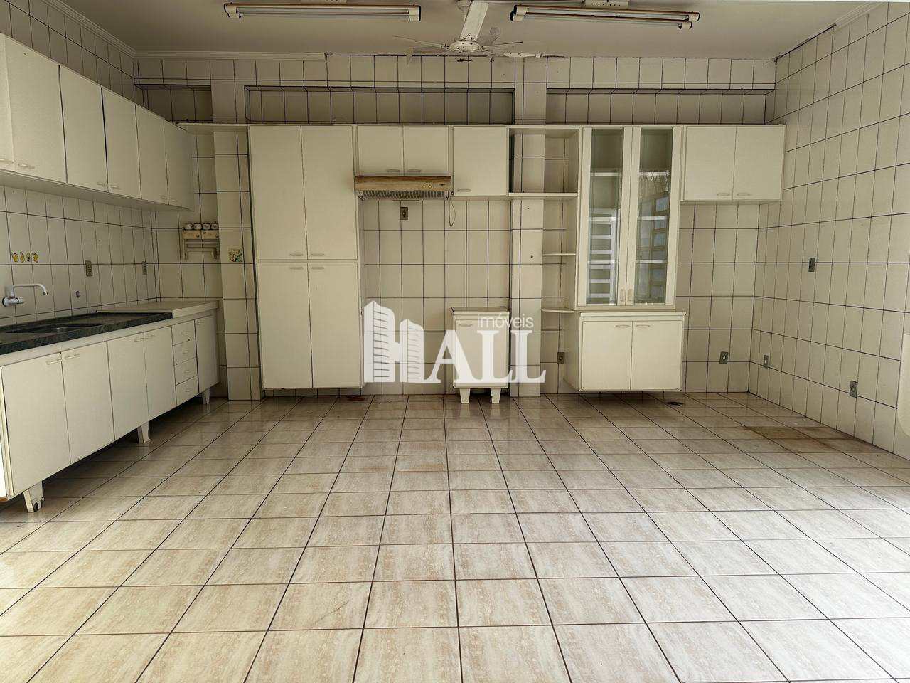 Casa à venda com 4 quartos, 360m² - Foto 4