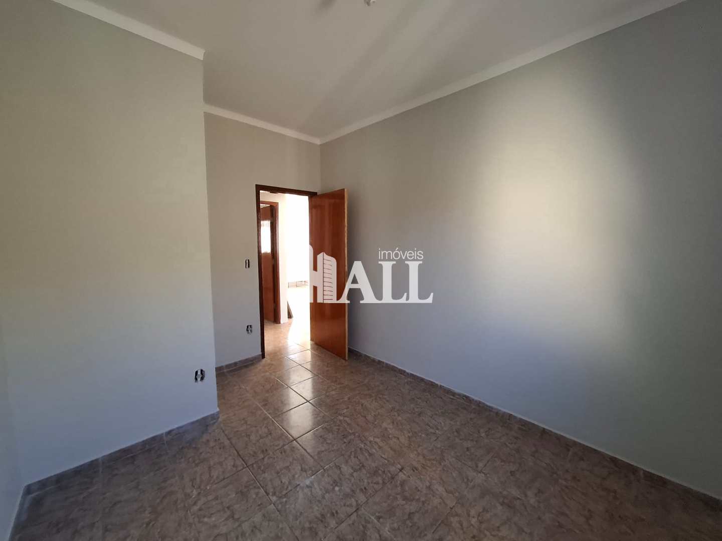 Casa à venda com 2 quartos, 200m² - Foto 3