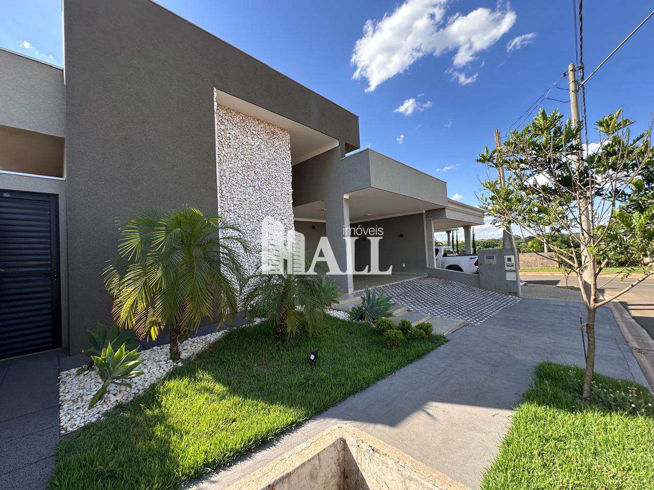 Casa de Condomínio à venda com 3 quartos, 140m² - Foto 1