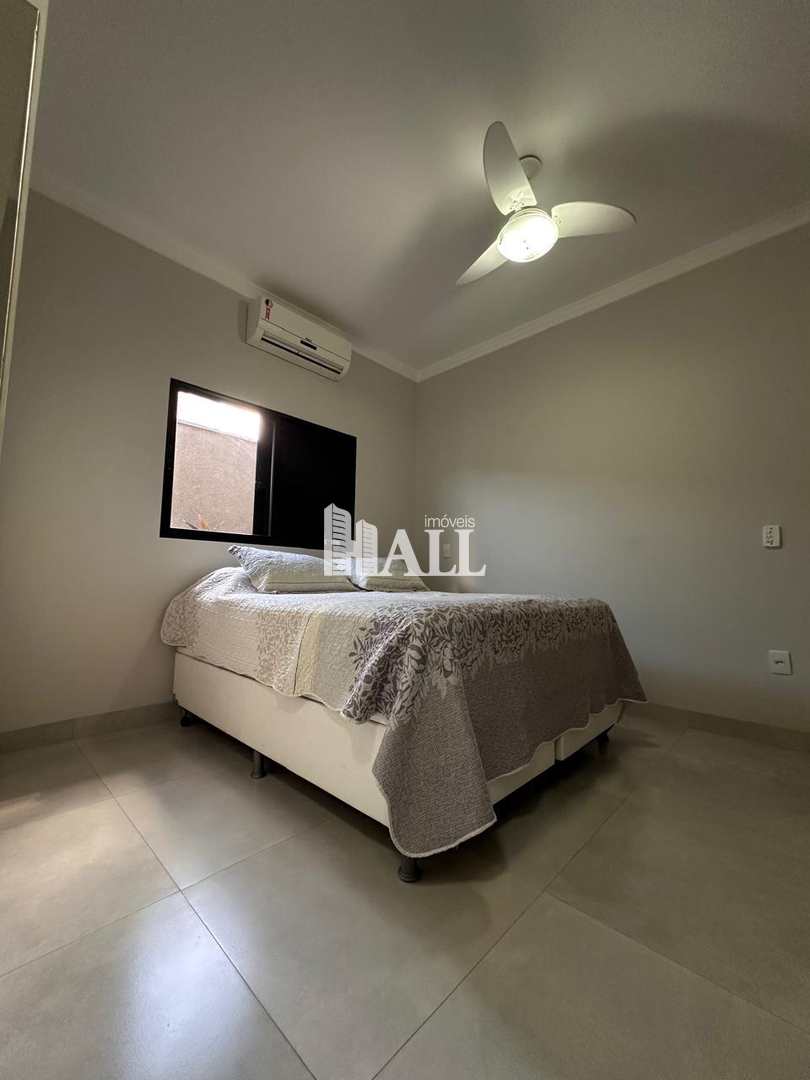Casa de Condomínio à venda com 3 quartos, 140m² - Foto 4