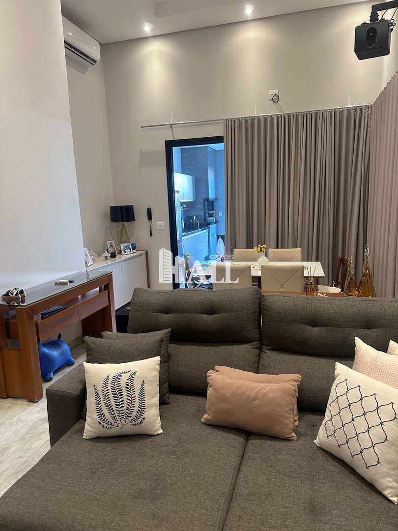 Casa de Condomínio à venda com 3 quartos, 166m² - Foto 2