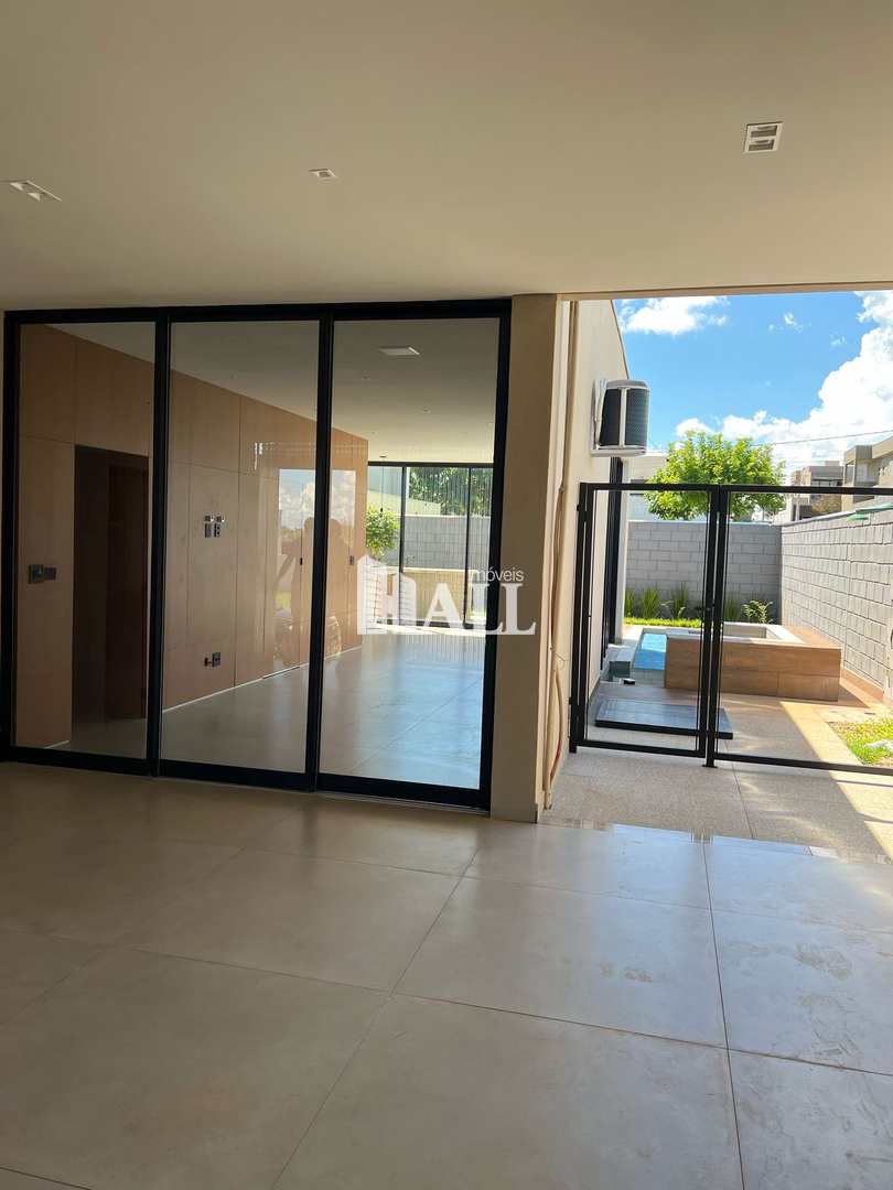 Casa de Condomínio à venda com 2 quartos, 130m² - Foto 2