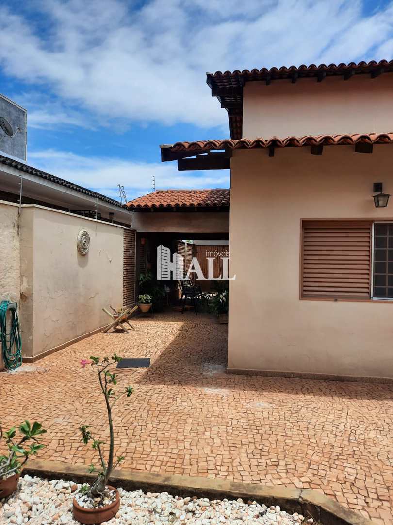Sobrado à venda com 3 quartos, 420m² - Foto 27
