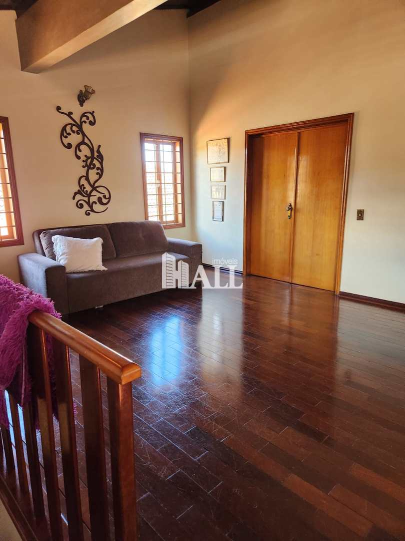 Sobrado à venda com 3 quartos, 420m² - Foto 1