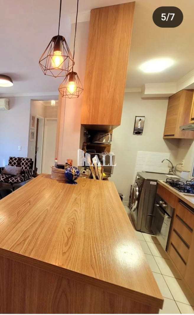 Apartamento à venda com 2 quartos, 65m² - Foto 3