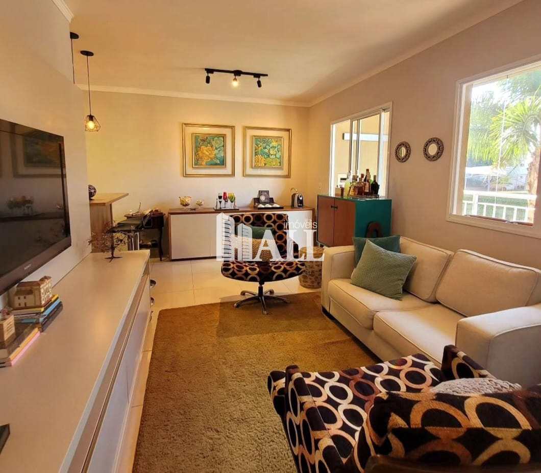 Apartamento à venda com 2 quartos, 65m² - Foto 4