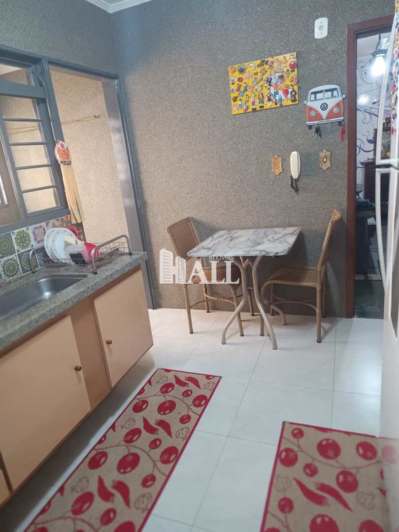 Apartamento à venda com 2 quartos, 68m² - Foto 4