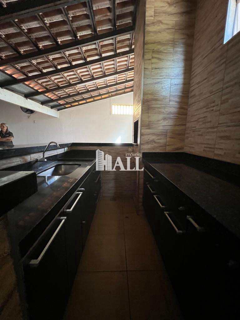 Casa de Condomínio à venda com 3 quartos, 188m² - Foto 3