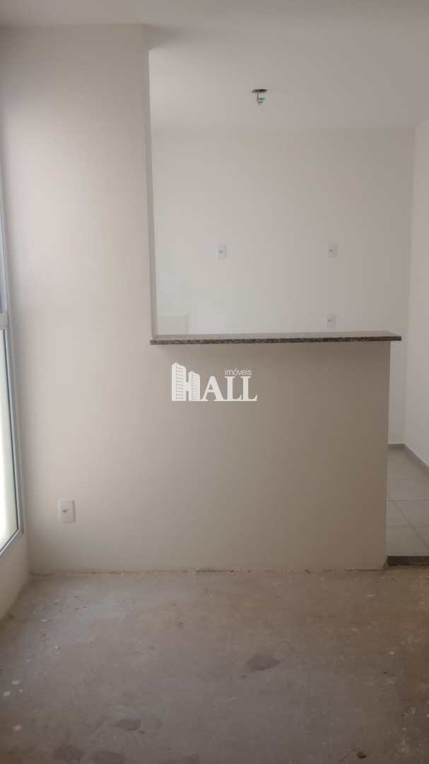Apartamento à venda com 2 quartos, 45m² - Foto 2