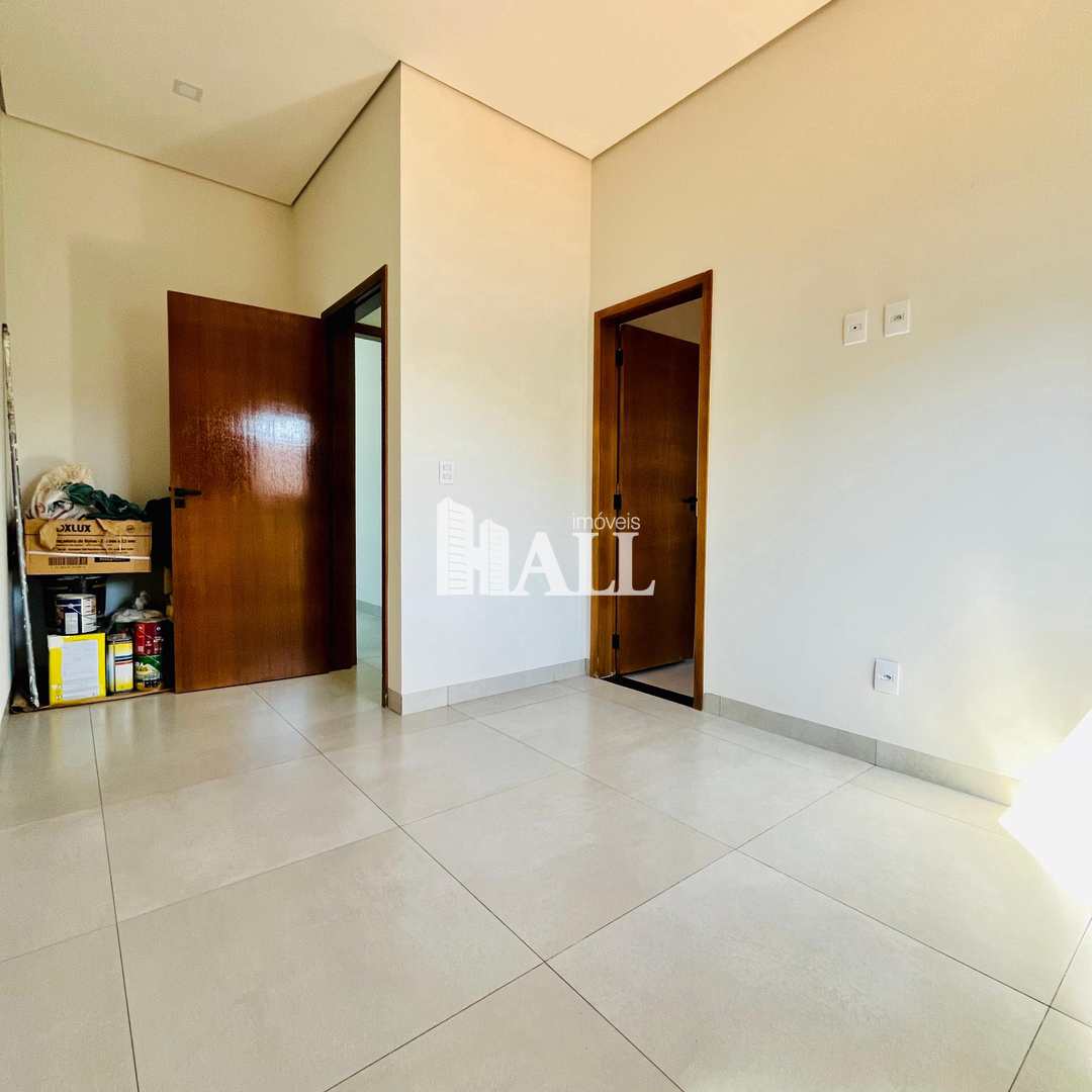 Casa à venda com 3 quartos, 70m² - Foto 8