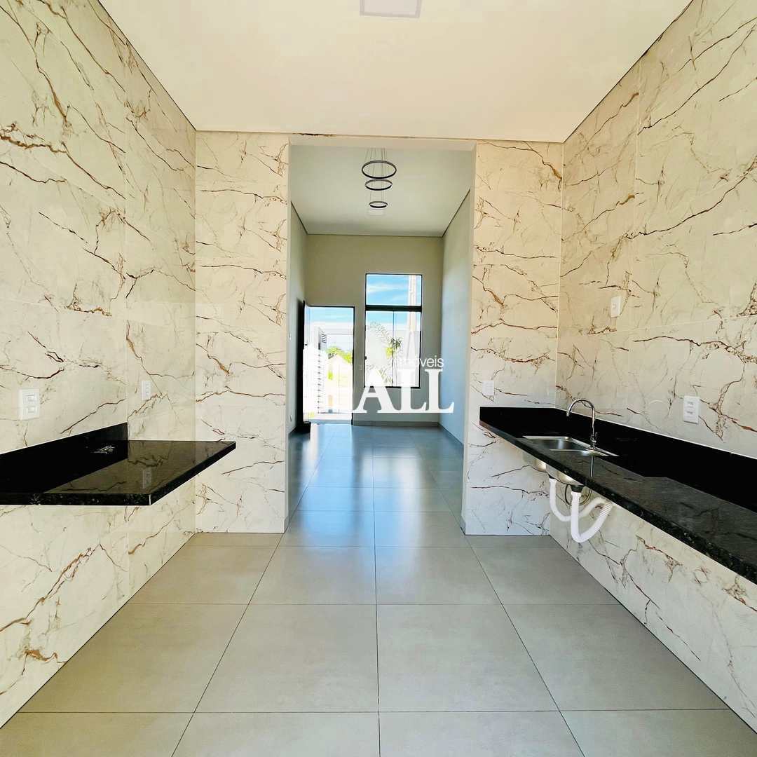 Casa à venda com 3 quartos, 70m² - Foto 15