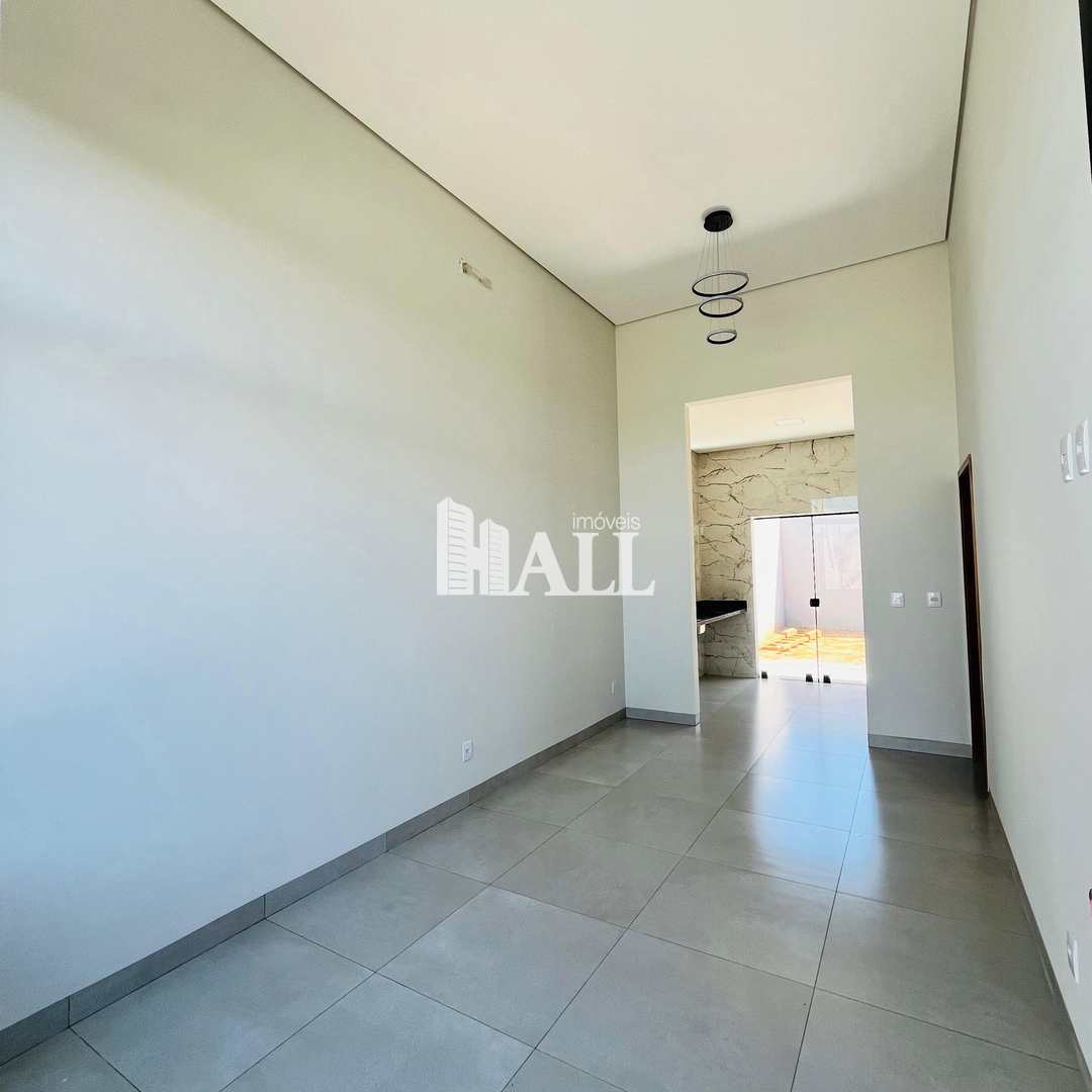 Casa à venda com 3 quartos, 70m² - Foto 4