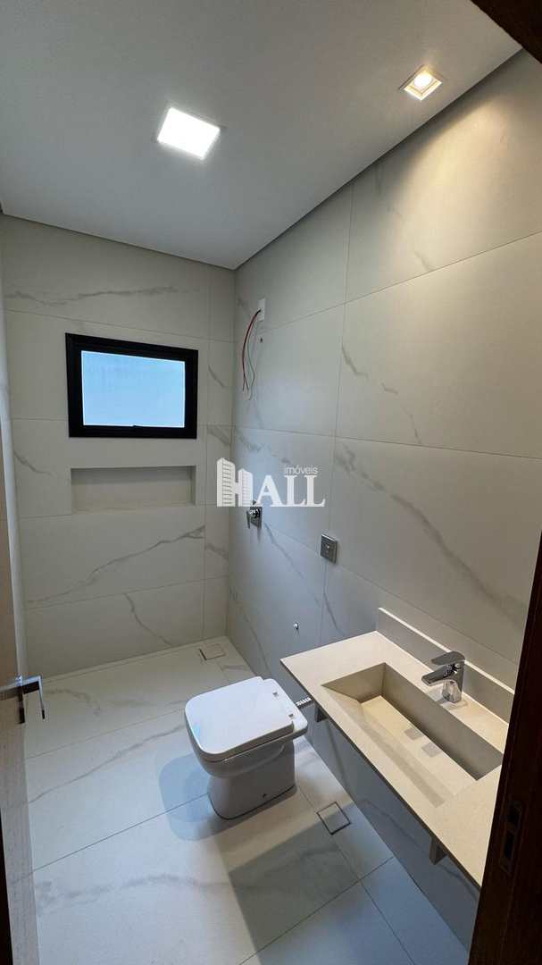 Casa à venda com 3 quartos, 200m² - Foto 11