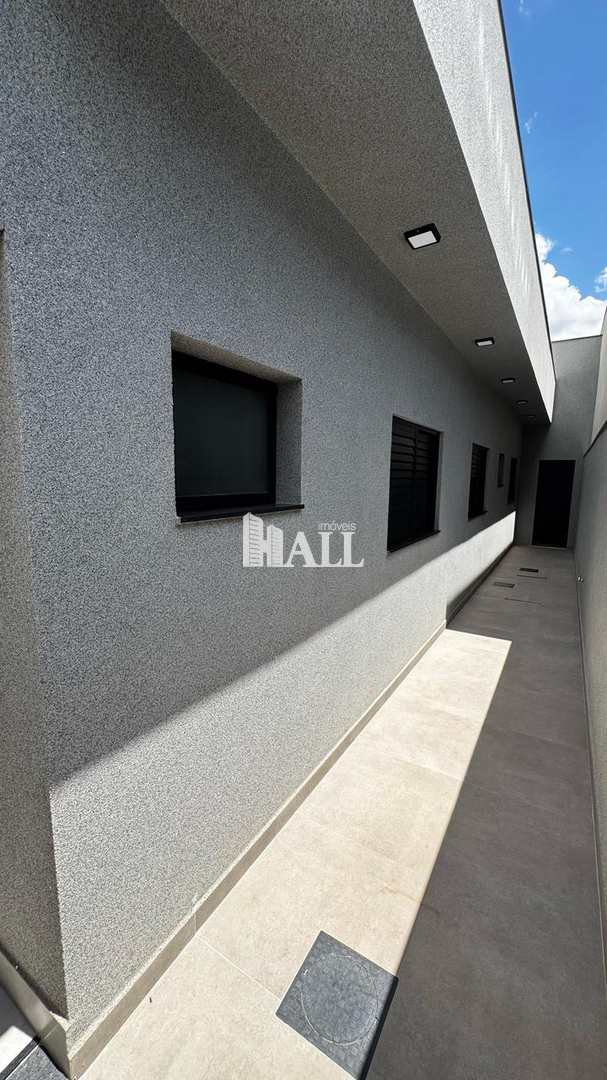 Casa à venda com 3 quartos, 200m² - Foto 12
