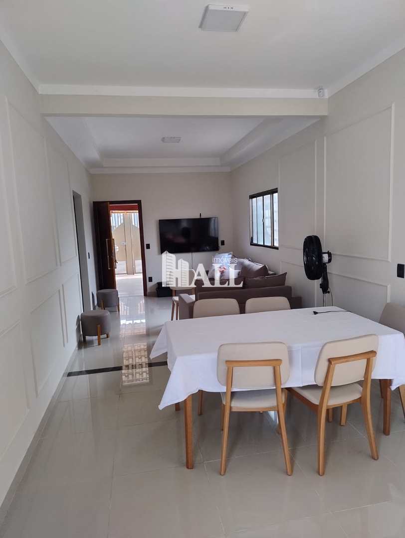 Casa à venda com 3 quartos, 130m² - Foto 4