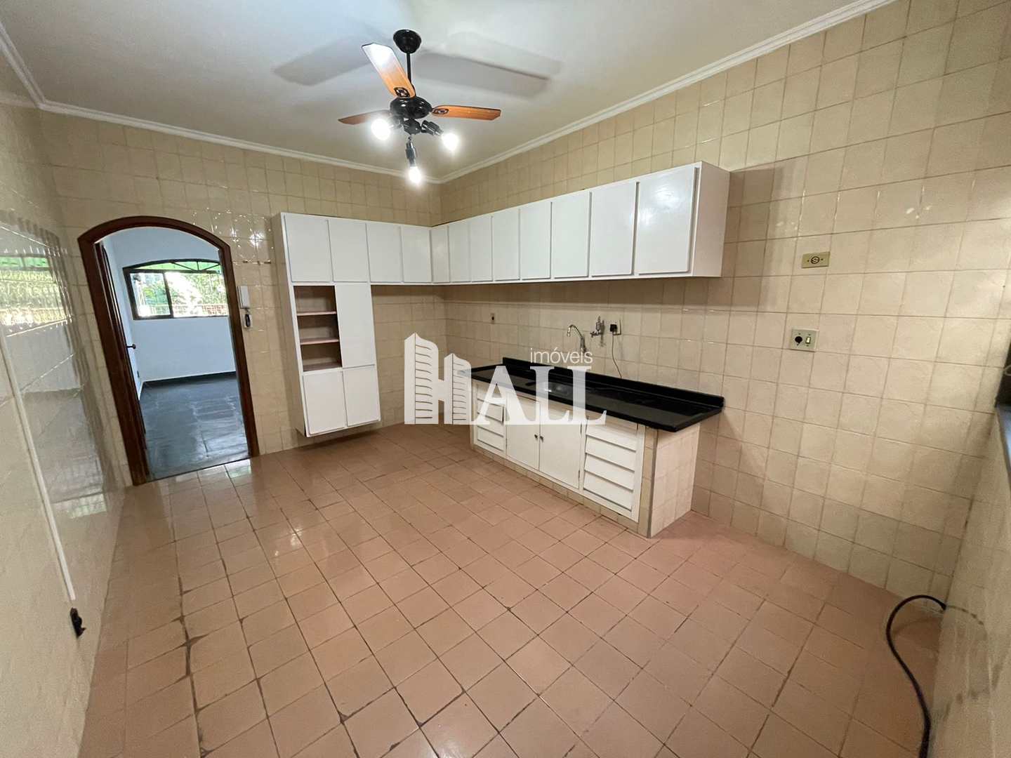 Casa à venda com 3 quartos, 210m² - Foto 6