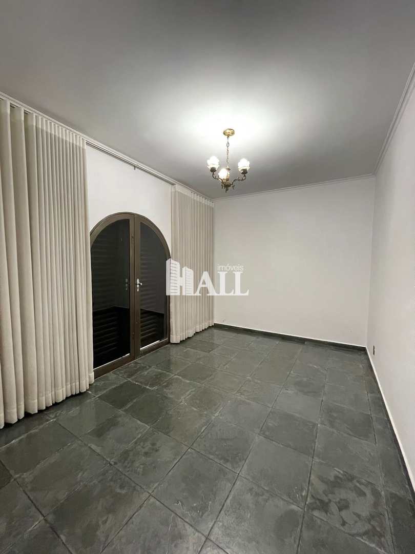 Casa à venda com 3 quartos, 210m² - Foto 22