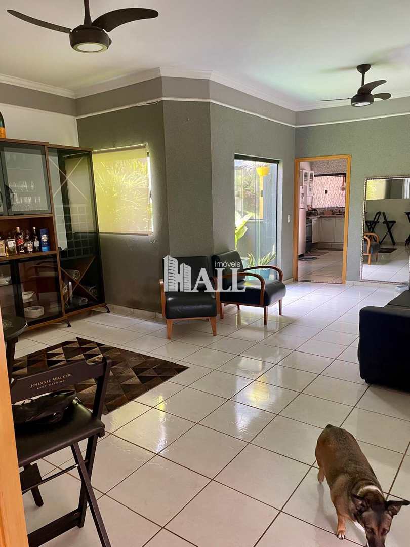 Casa à venda com 3 quartos, 220m² - Foto 9