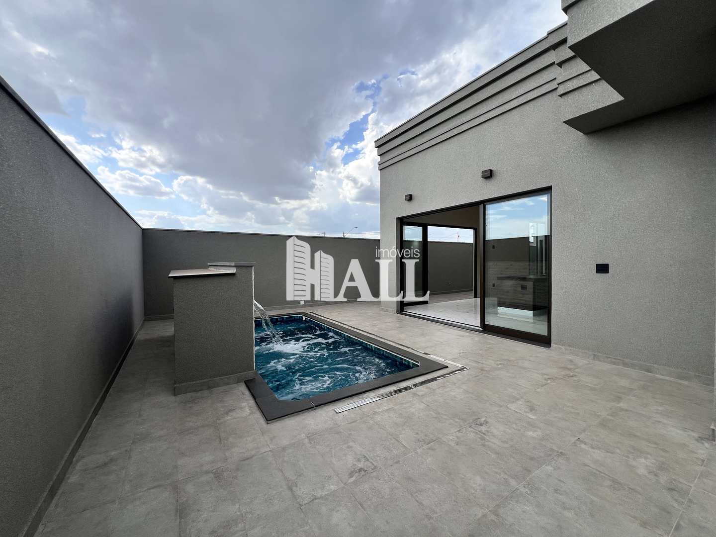 Casa de Condomínio à venda com 3 quartos, 175m² - Foto 2