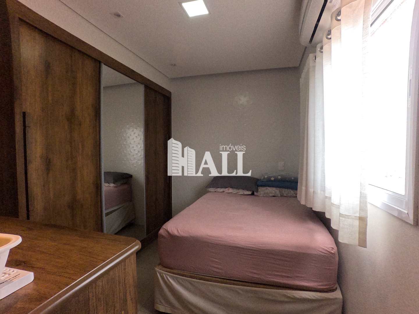 Apartamento à venda com 2 quartos, 70m² - Foto 13