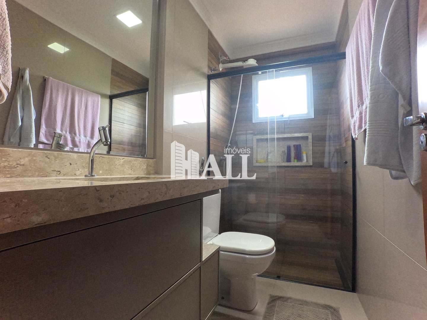 Apartamento à venda com 2 quartos, 70m² - Foto 17