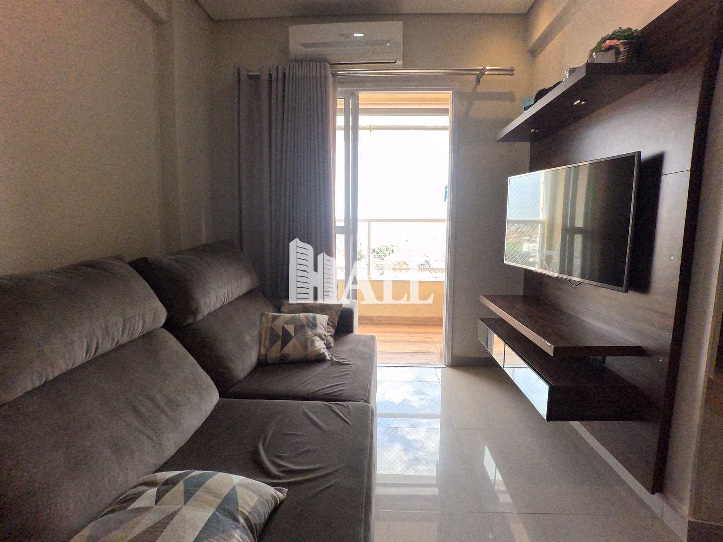 Apartamento à venda com 2 quartos, 70m² - Foto 4