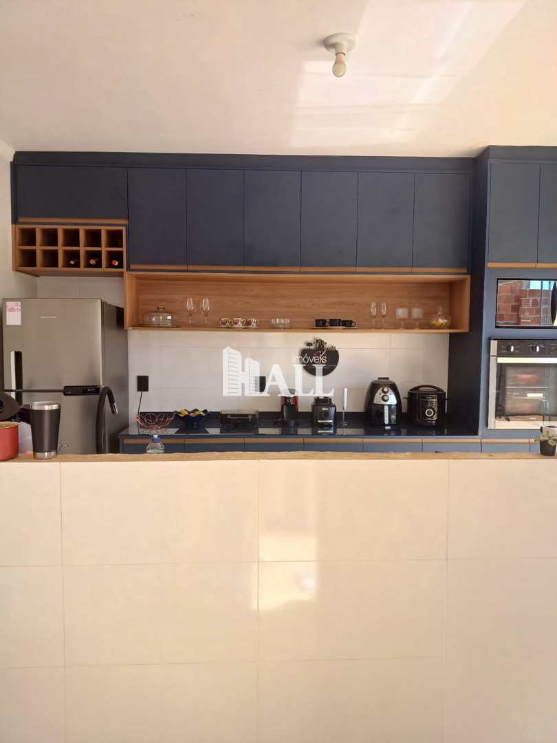 Casa à venda com 2 quartos, 95m² - Foto 3