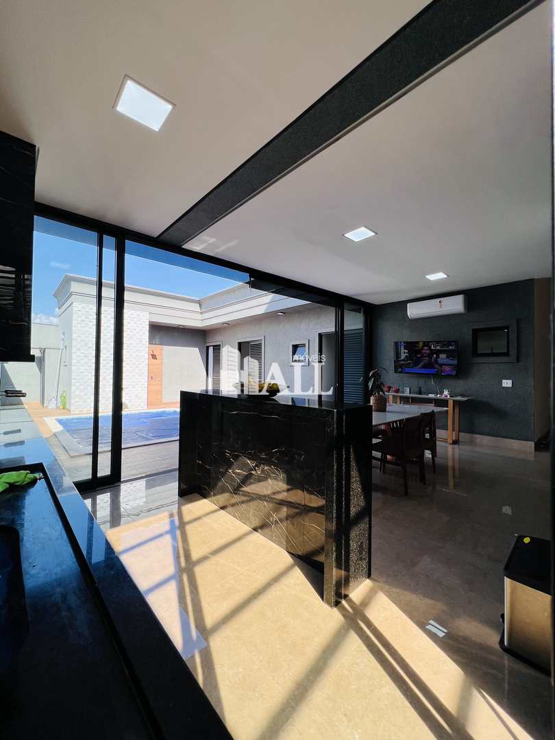 Casa de Condomínio à venda com 3 quartos, 243m² - Foto 9