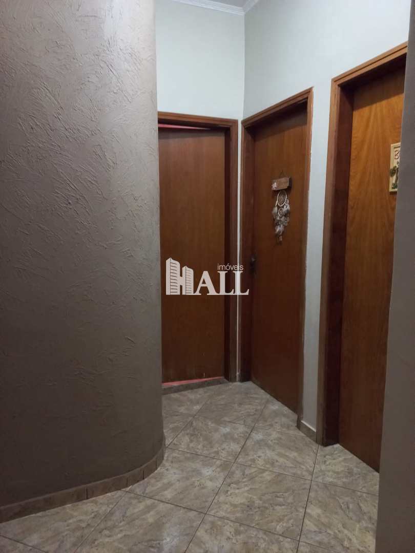 Casa à venda com 3 quartos, 234m² - Foto 7