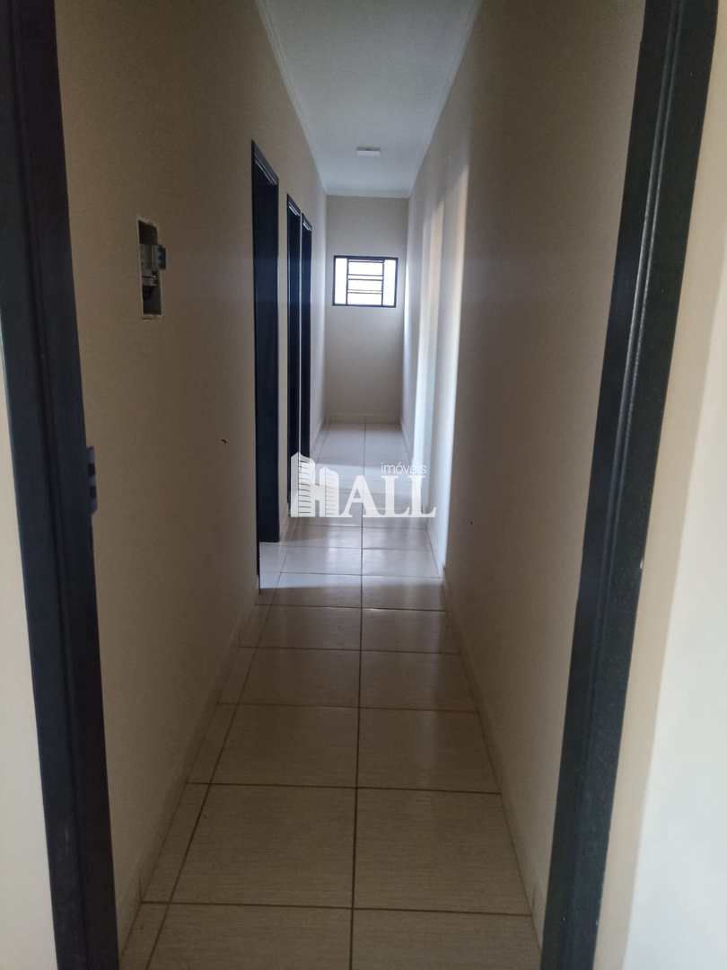Casa à venda com 2 quartos, 70m² - Foto 3