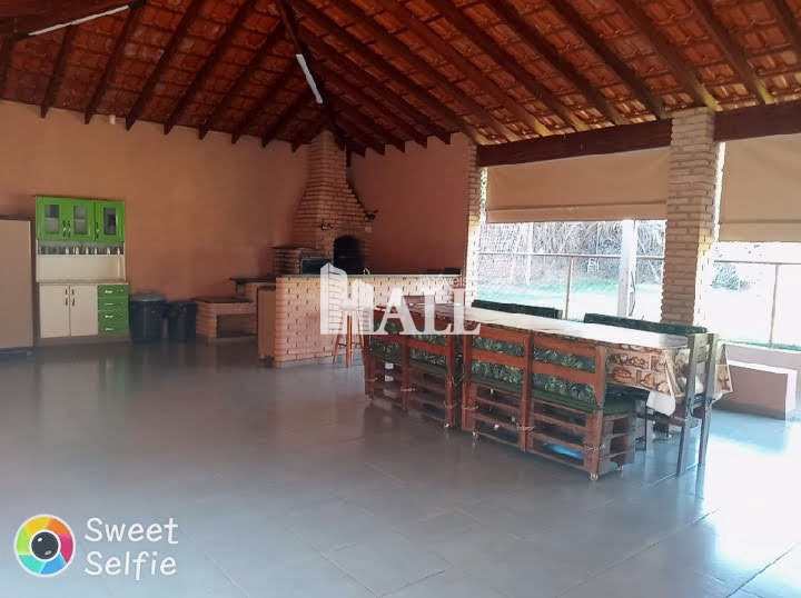 Chácara à venda com 3 quartos, 2000m² - Foto 1