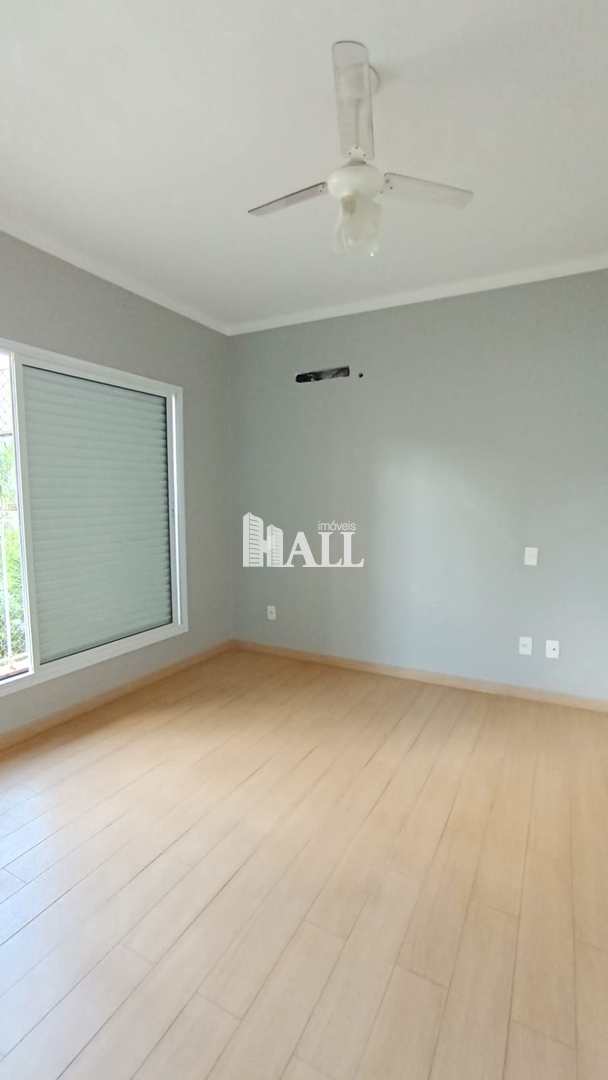 Casa de Condomínio à venda com 3 quartos, 198m² - Foto 23