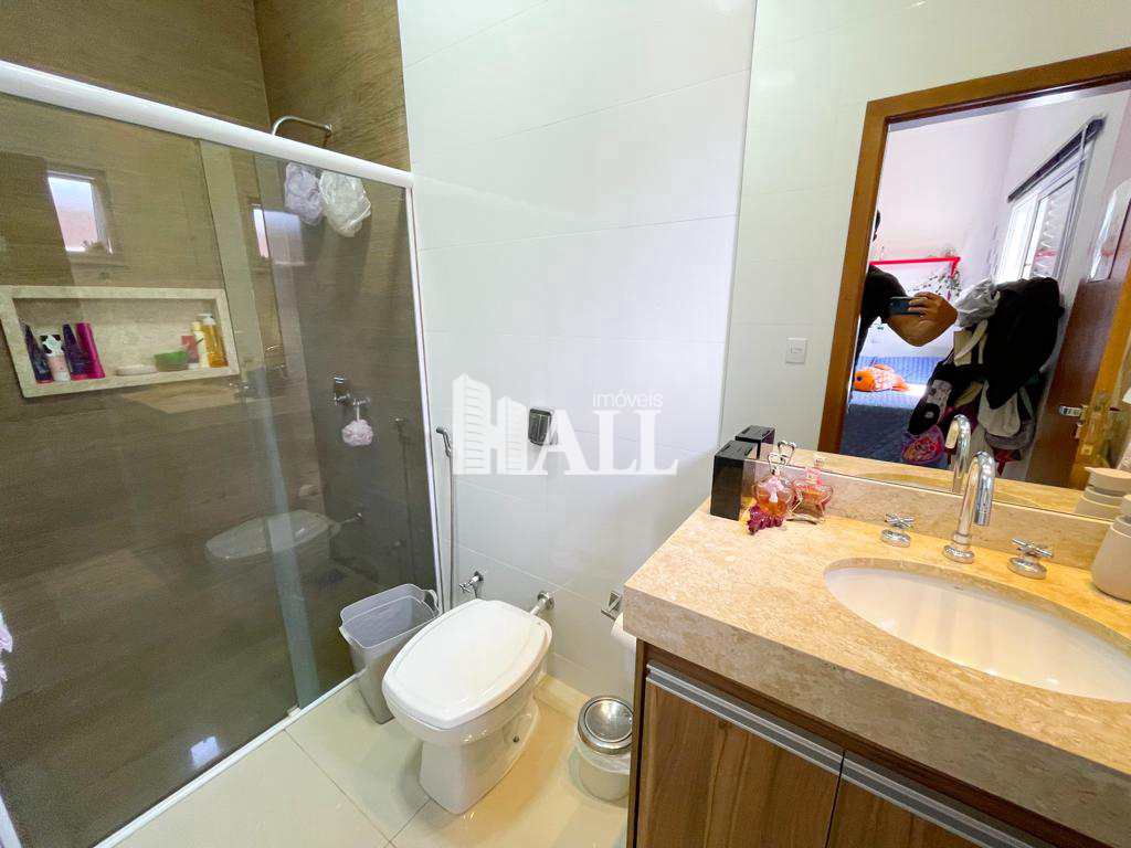 Casa de Condomínio à venda com 3 quartos, 257m² - Foto 28