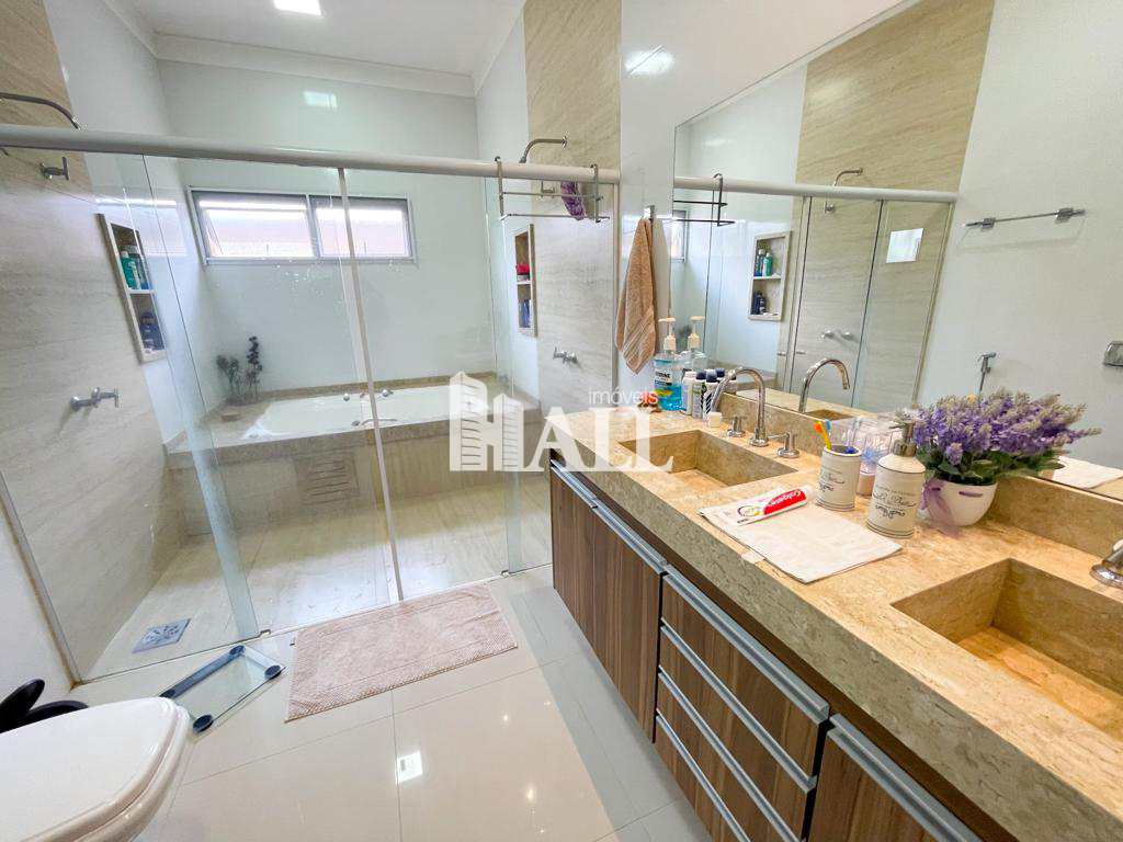 Casa de Condomínio à venda com 3 quartos, 257m² - Foto 32